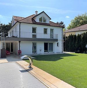 Villa In Grinzing Wien Exterior photo