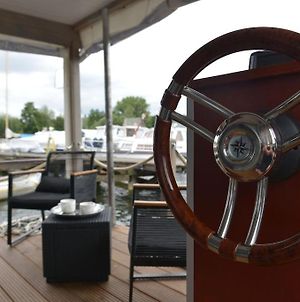 Hotel Urlaub Auf Dem Havel-Hausboot Nautikhus Kolonie Zern Exterior photo