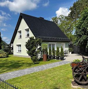Ferienwohnung -Haus Am Waldchen- Zehdenick Exterior photo
