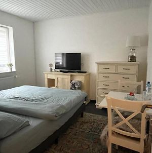 1 Zimmer, Küche und Bad  Taunusstein Exterior photo