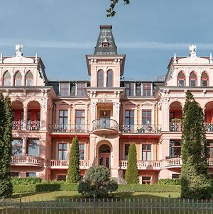 Villa Hintze - Sommerresidenz Neuhof  Exterior photo
