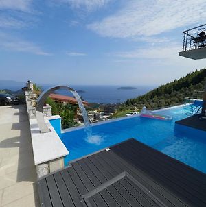 Sky Sea Resort & Villas Skiathos-Stadt Exterior photo