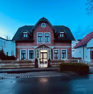 Leben & Wohnen In Einer Historischen Villa Bad Oeynhausen Exterior photo