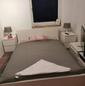 1 Kleines Zimmer Mit 1 Bett Mönchengladbach Exterior photo