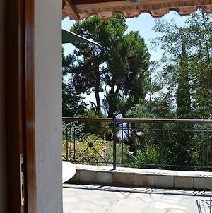 Villa Εξοχική Κατοικία Με Κήπο, 10 Λεπτά Απ'Την Πόλη Kechria Exterior photo