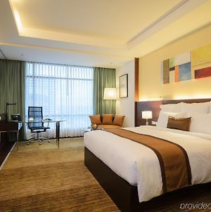 Hotel Aetas Lumpini Bangkok Room photo