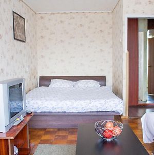 Apple Apartment Na Ulitse Gorkogo Nischni Nowgorod Room photo