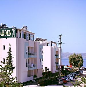 Hotel Garden Vlorë Exterior photo