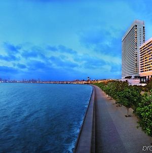Hotel The Oberoi Mumbai Exterior photo