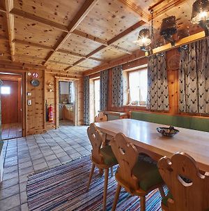 Mountain & Valley Lodge By Holidayflats24 Saalbach Room photo