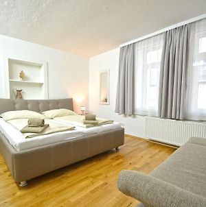 Apartment Zeller Lake & City Centre Zell am See Room photo