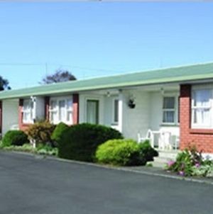 Ascot Lodge Motel Hamilton Exterior photo