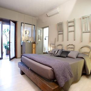 Bed and Breakfast Bed+Art Milano Centrale Exterior photo