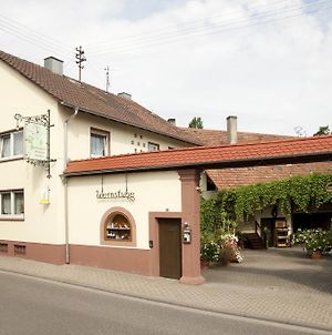 Hotel Weingut und Gästehaus Vongerichten Oberhausen  Exterior photo