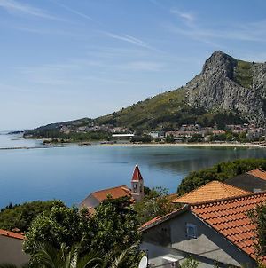 Apartments Beautiful View Omiš Room photo