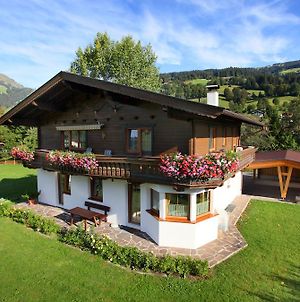 Ferienwohnung Haus Hirzinger Brixen im Thale Exterior photo