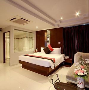 Hotel Rayaburi Beach Club Ko Phi Phi Room photo