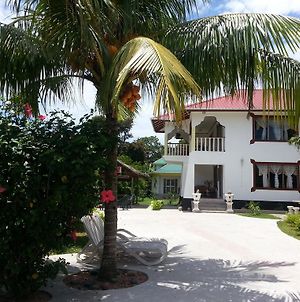 Zanboza Guesthouse Insel Insel La Digue Exterior photo