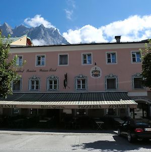 Hotel Weisses Rössl Werfen Exterior photo