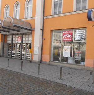 Hotel Im Bahnhof Passau Exterior photo