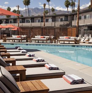 Hotel V Palm Springs Exterior photo