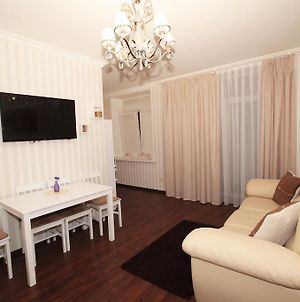 Apartment In The Centre Of City Dnipro Room photo