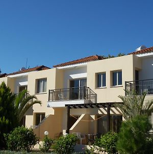 Byreva Apartments Paphos Exterior photo