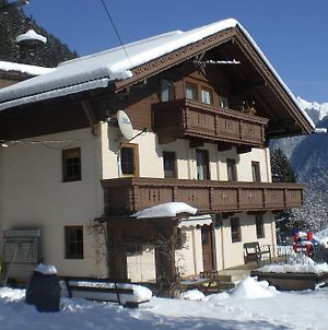 Ferienwohnung Haus Alpengruß Finkenberg Exterior photo
