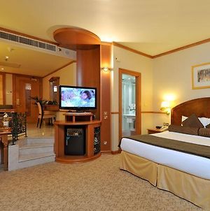 Hotel Ramada Dubai Room photo