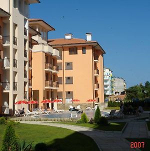 Gardenia Apartments Primorsko Exterior photo