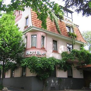 Hotel In der Blume Heiligenhaus Exterior photo