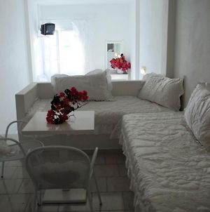 Karavas Apartments Mykonos Stadt Room photo