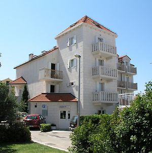 Villa Supetar Exterior photo