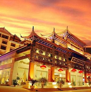 Hotel International Lijiang  Exterior photo