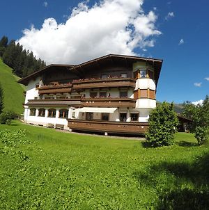 Hotel Gästehaus Alpenland Tux Exterior photo