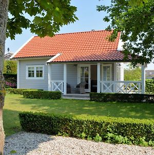 Stunning Holiday Home in Noordwijk near Beach Exterior photo