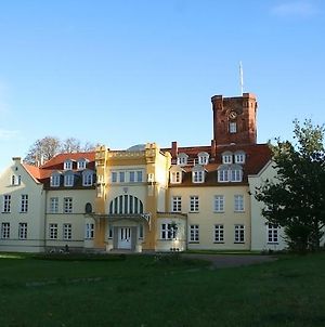 Ferienwohnung Schloss Lelkendorf, Fewo Hoppenrade Exterior photo