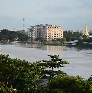 Great Glory Hotel Yangon Exterior photo