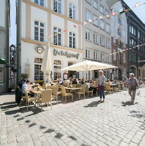 Appartements in der historischen Deichstrasse contactless Check in Hamburg Exterior photo