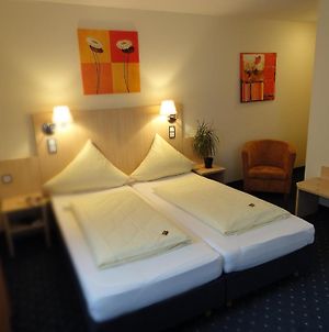 Hotel Landgasthof Hock Großostheim Room photo