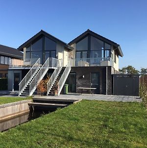 Lovely Holiday Home In Stavoren Near Frisian Lakes Exterior photo