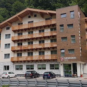 Hotel Garni Siegmundshof Saalbach Exterior photo