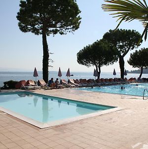 Hotel Le Corti Del Lago Padenghe sul Garda Exterior photo