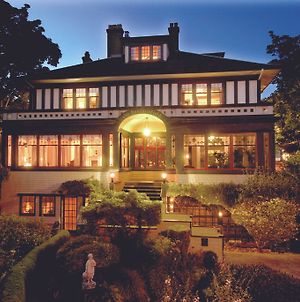 Beaconsfield Bed And Breakfast - Victoria Exterior photo