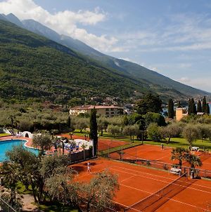 Club Hotel Olivi - Tennis Center Malcesine Exterior photo