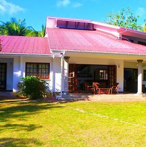 Villa Saint Sauveur Insel Insel Praslin Exterior photo