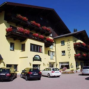 Hotel Sonnwirt Sankt Gilgen Exterior photo