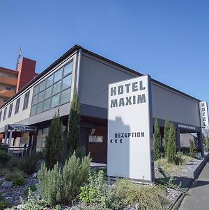 Hotel Maxim Langenfeld  Exterior photo