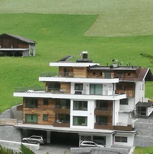 Ferienwohnung Alps Tux Exterior photo