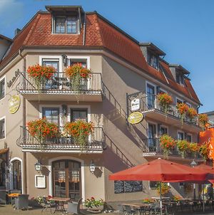 Hotel Restaurant Zum Schwan Mettlach Exterior photo